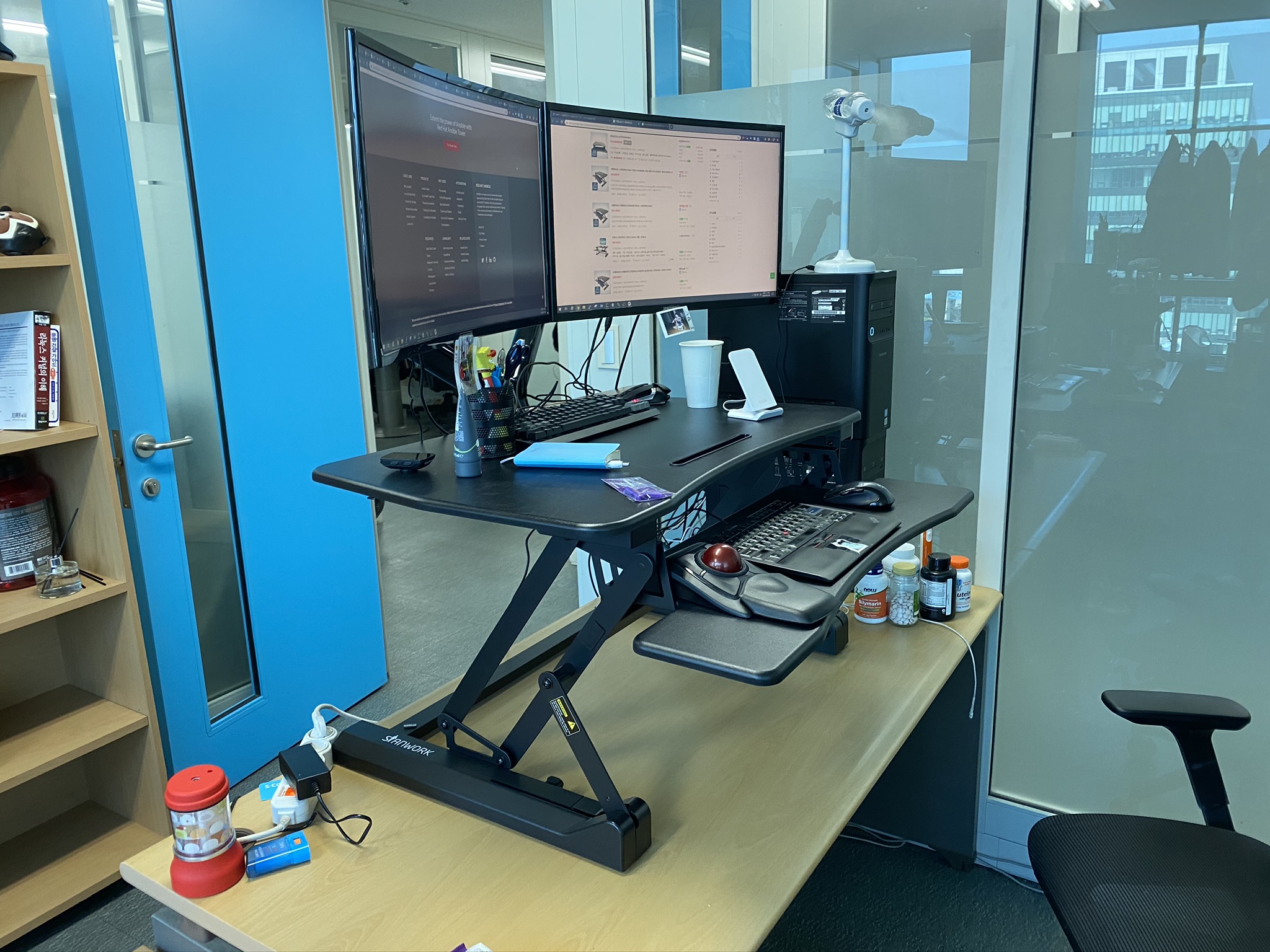 스탠딩책상 모니터 받침대 프리미엄 전동식 스탠워크 PSWE 사용기