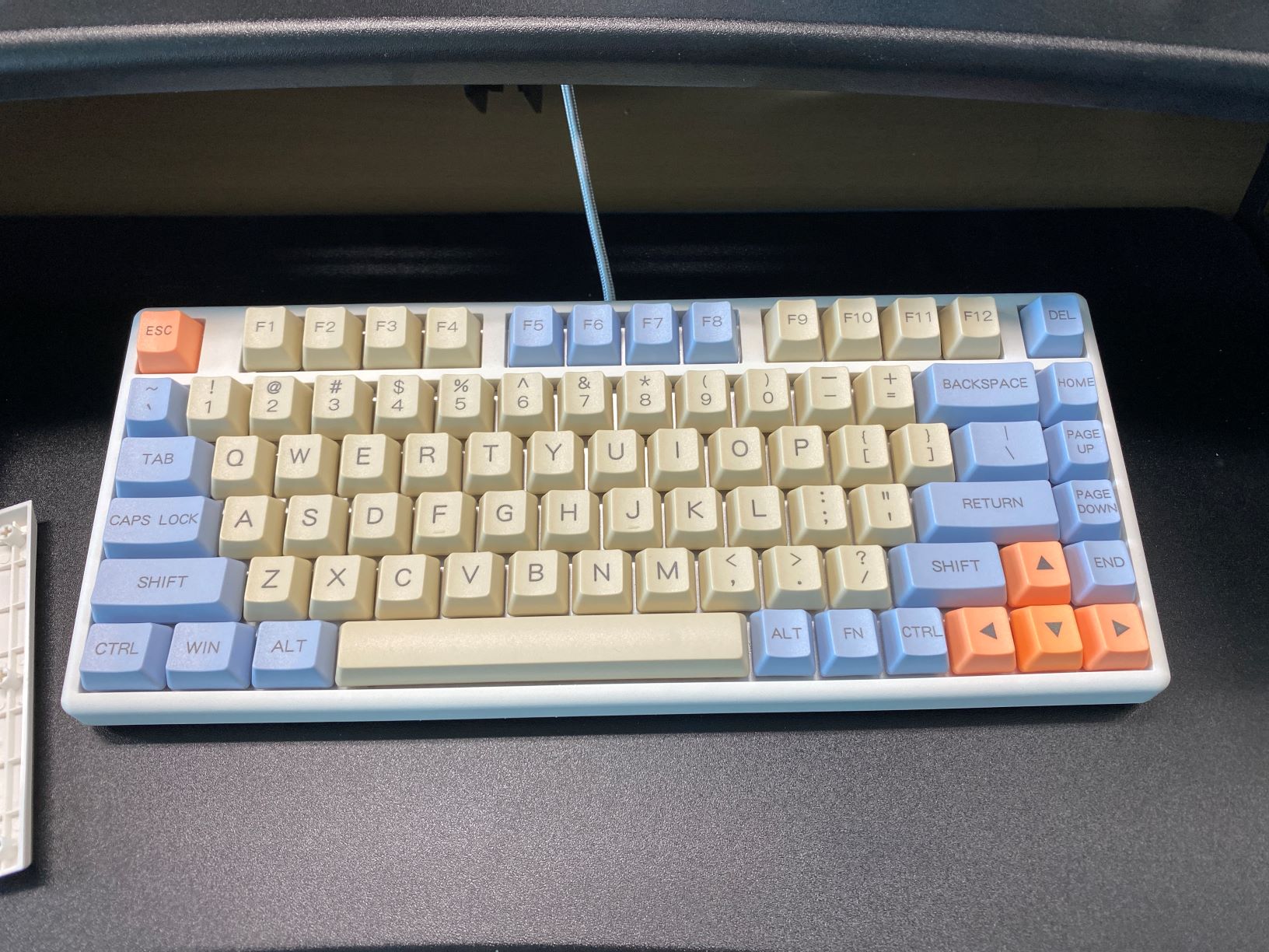 한성 GK888B minicoup 블루투스 무접점 화이트 사용기