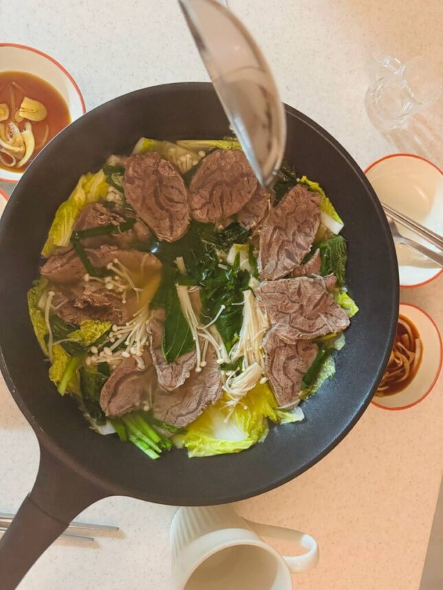 아롱사태 수육 전골 레시피 | 요리 초보도 쉽게 만드는 보양 전골