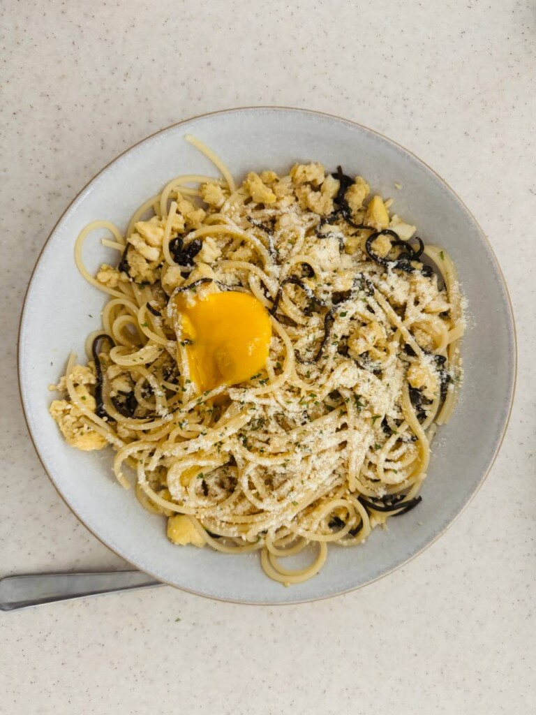 시오콘부 계란 버터 파스타 완성 사진
